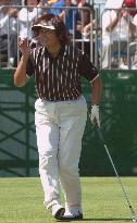Nishida comes from behind to win Katokichi Queens golf